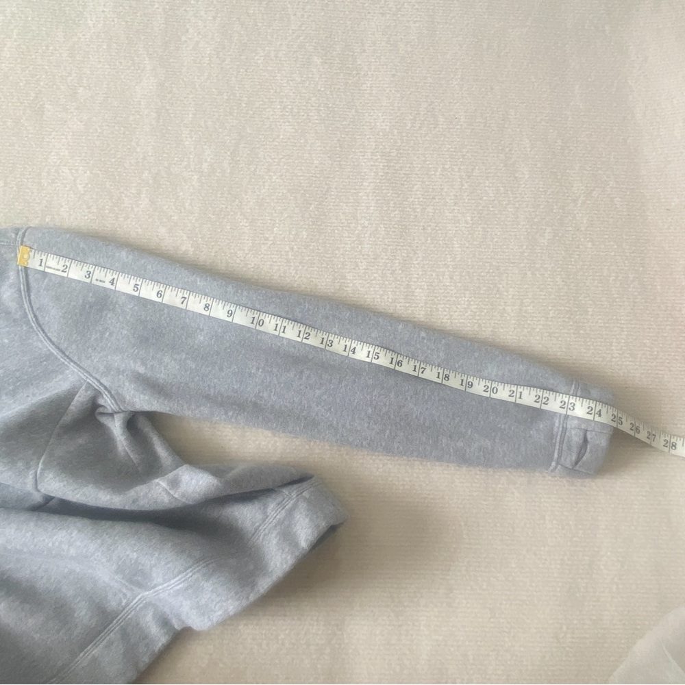 Nike Club Fleece Crew Sweatshirt Gray Size XL - Picture 10 of 12